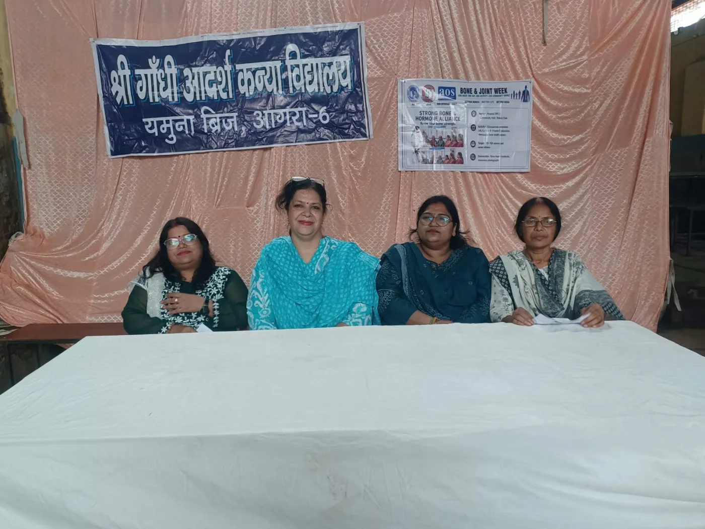 AOS bone-health outreach at S.N. Medical College during Agra Moves Better 2026